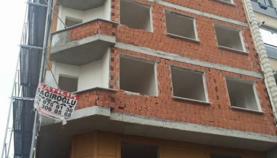 Esenler Sağıroğlu Apt. 14 Daire